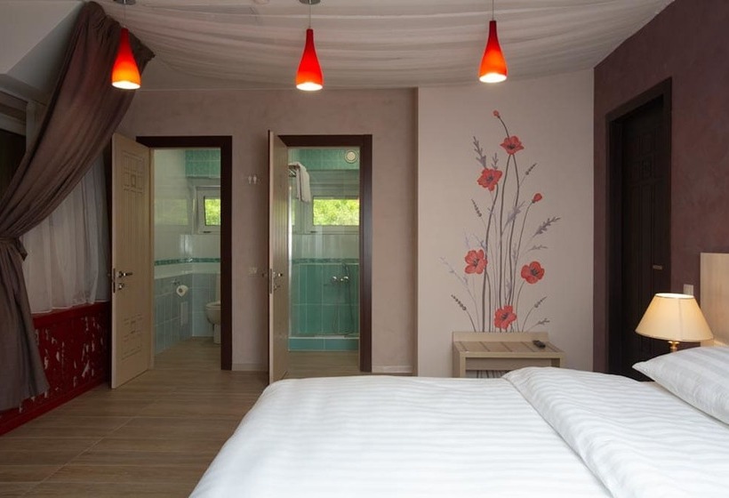 استراحتگاه Kailas Park Hotel Sochi