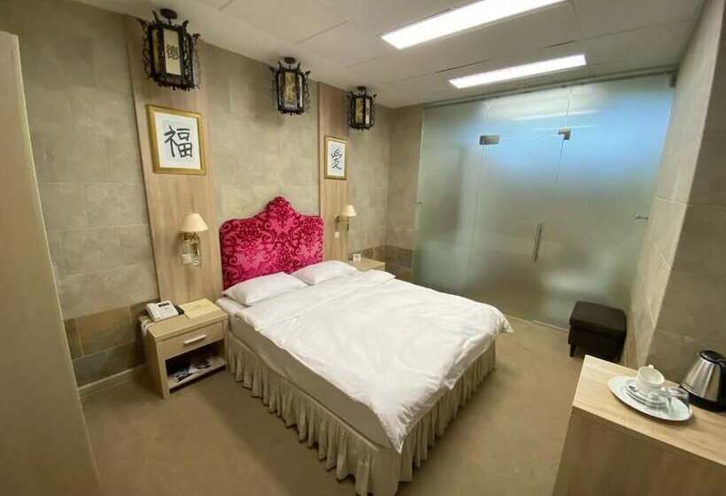 استراحتگاه Kailas Park Hotel Sochi