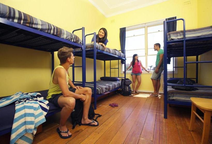 هاستل Bondi Beachouse Yha