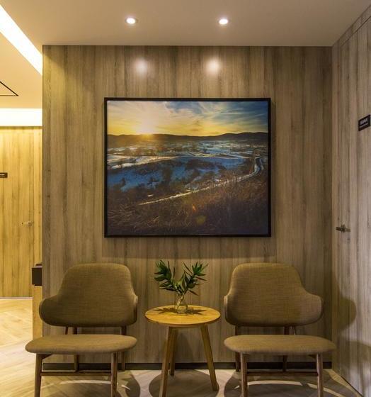 Atour Hotel Station Street Linfen