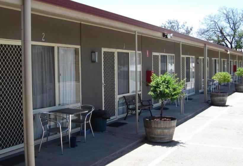 Augusta Courtyard Motel