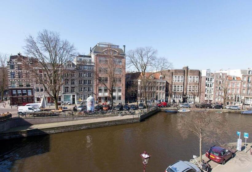 تختخواب و صبحانه Prinsen Apartment