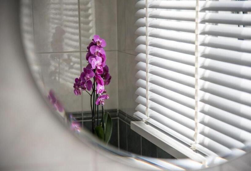 تختخواب و صبحانه Prinsen Apartment