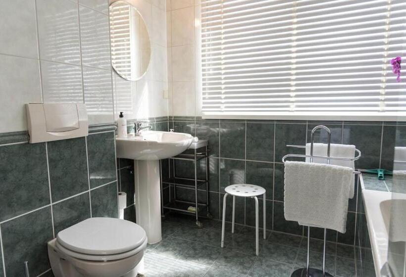 تختخواب و صبحانه Prinsen Apartment