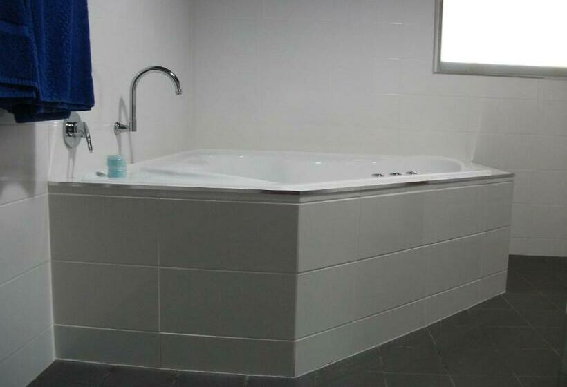 Daydream Motel And Apartments