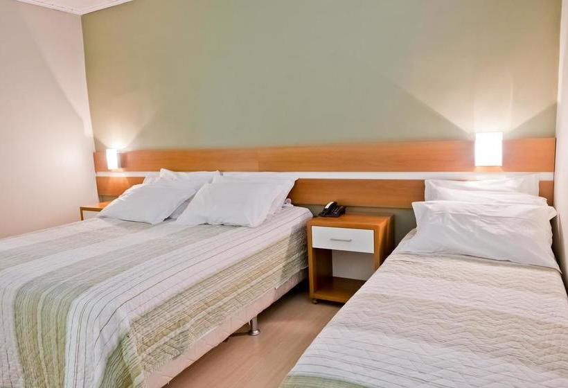 בית מלון כפרי Chapeco Center