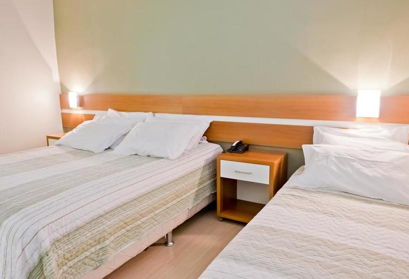 בית מלון כפרי Chapeco Center