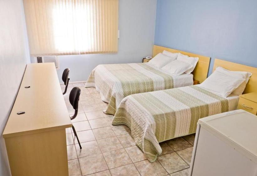 בית מלון כפרי Chapeco Center