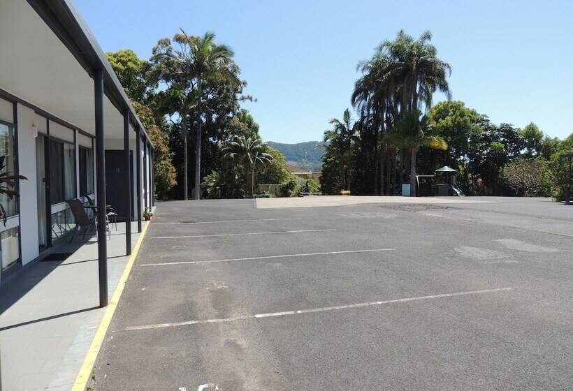 בית מלון כפרי Comfort Inn Premier