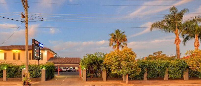 هتل Country Leisure Motor Inn