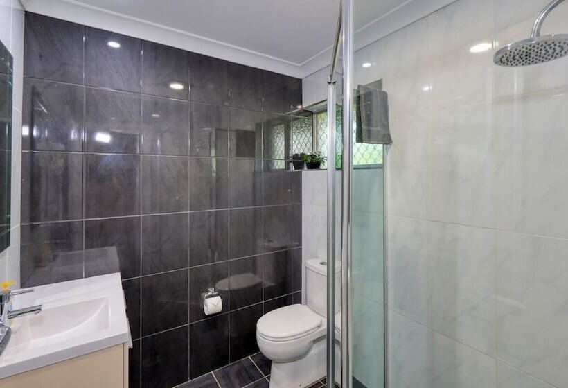 هتل Country Leisure Motor Inn