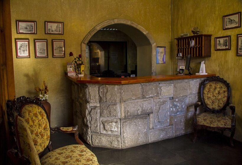 Hotel Cristóbal Colón