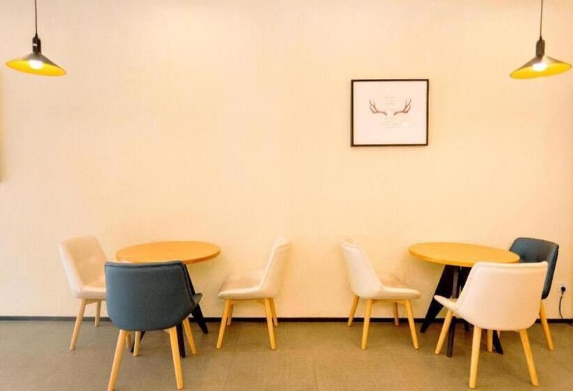 Hanting Hotel Nanchang Jinggangshan Avenue