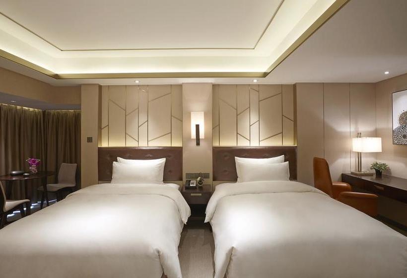 Отель Imperial Dragon Bay Purejoy