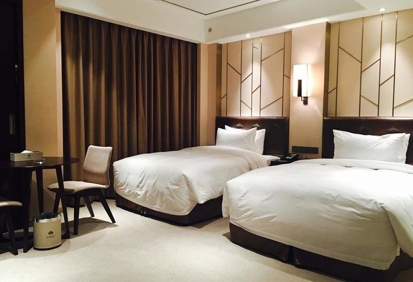 Отель Imperial Dragon Bay Purejoy