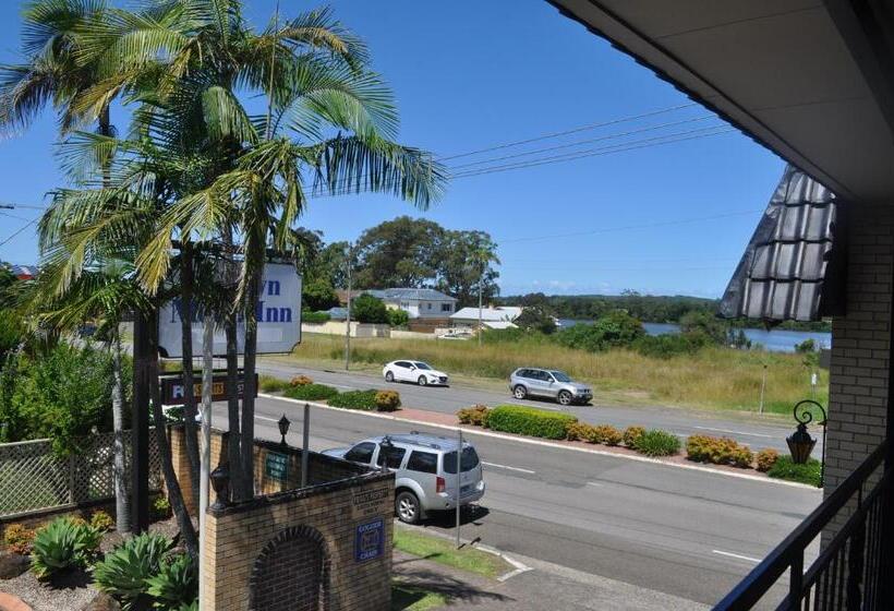 فندق In Town Motor Inn