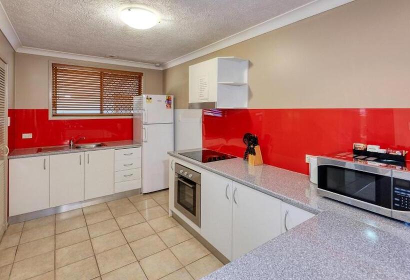 فندق James Street Motor Inn