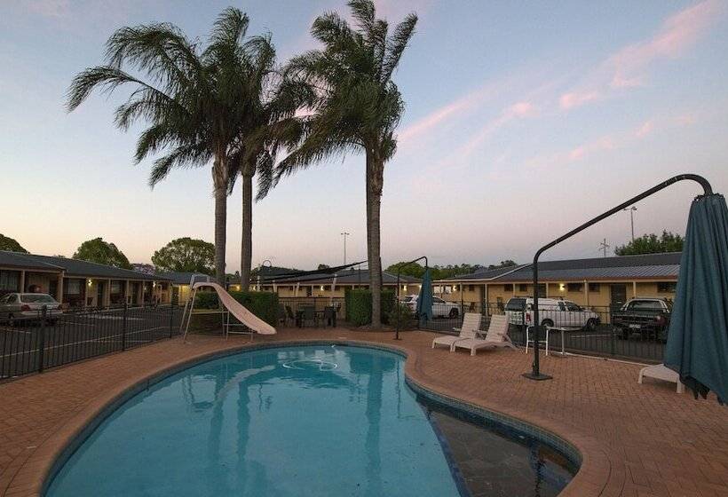 فندق James Street Motor Inn