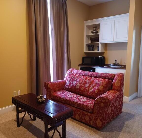 ホテル Natchez Manor Bed & Breakfast