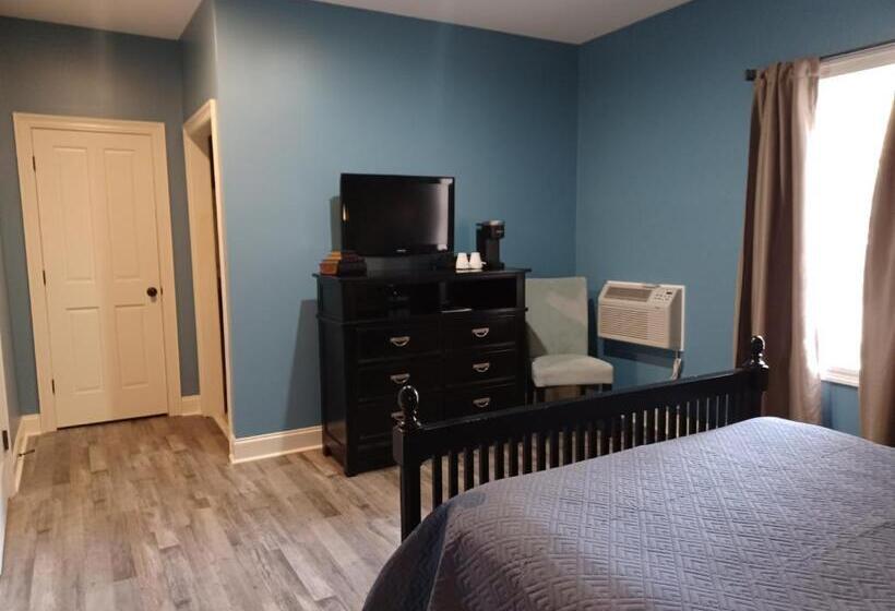 ホテル Natchez Manor Bed & Breakfast