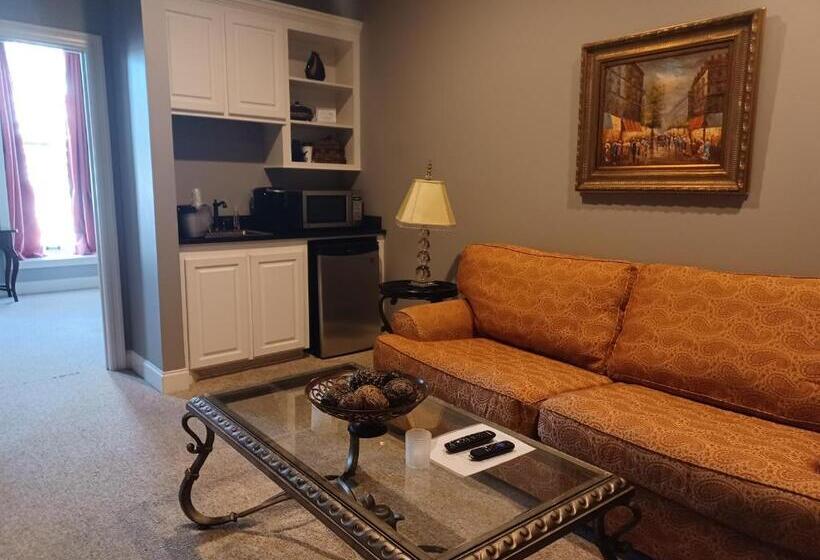 ホテル Natchez Manor Bed & Breakfast