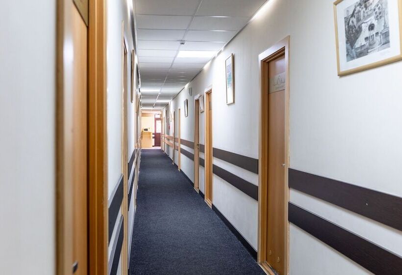 هتل Petrozavodsk Hostel