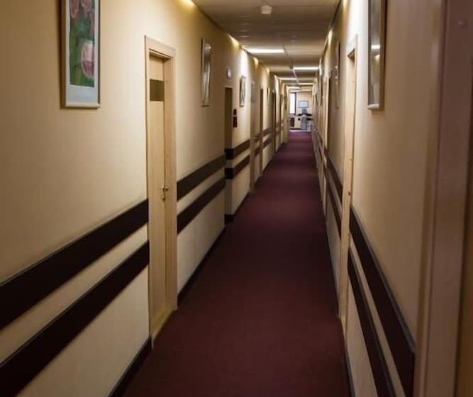 هتل Petrozavodsk Hostel