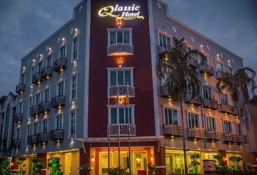 Отель Qlassic