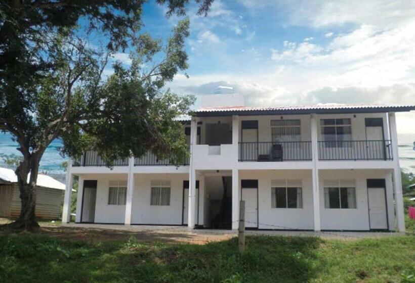 Отель Romana Rest Kataragama