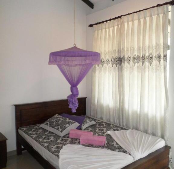 Отель Romana Rest Kataragama