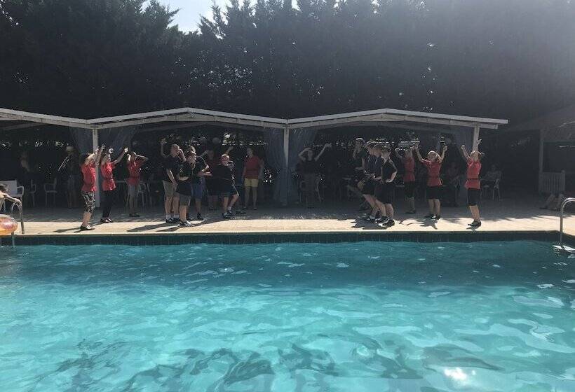 בית מלון כפרי Skampa