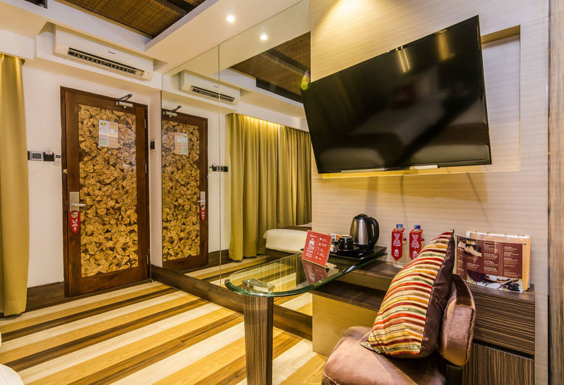 Отель Zen Rooms By Pass Ngurah Rai Suwung