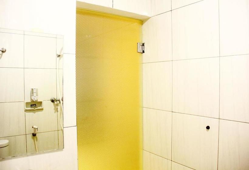 فندق Zen Rooms Cibaduyut