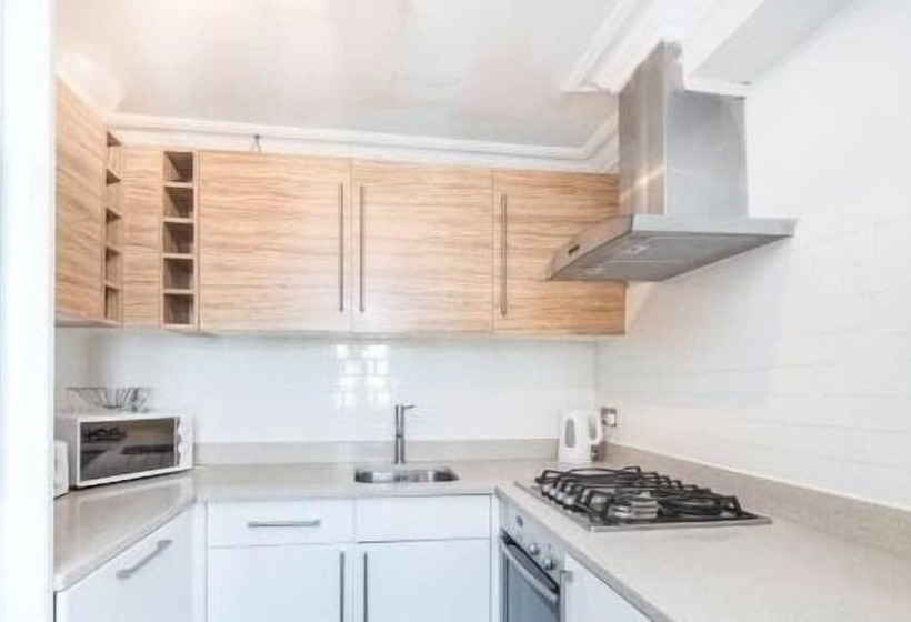 Kensington Olympia Apartments