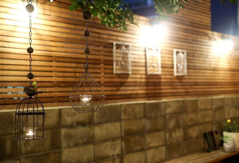 بنسيون Daemyung Guesthouse