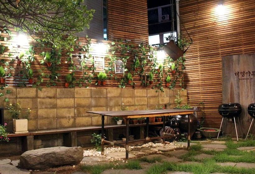 بنسيون Daemyung Guesthouse