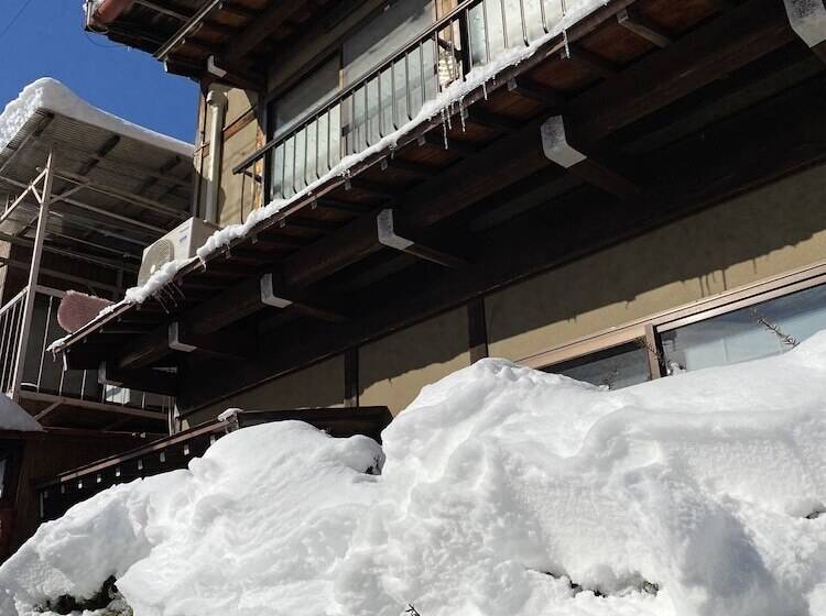 Пансион Takayama Ninja House