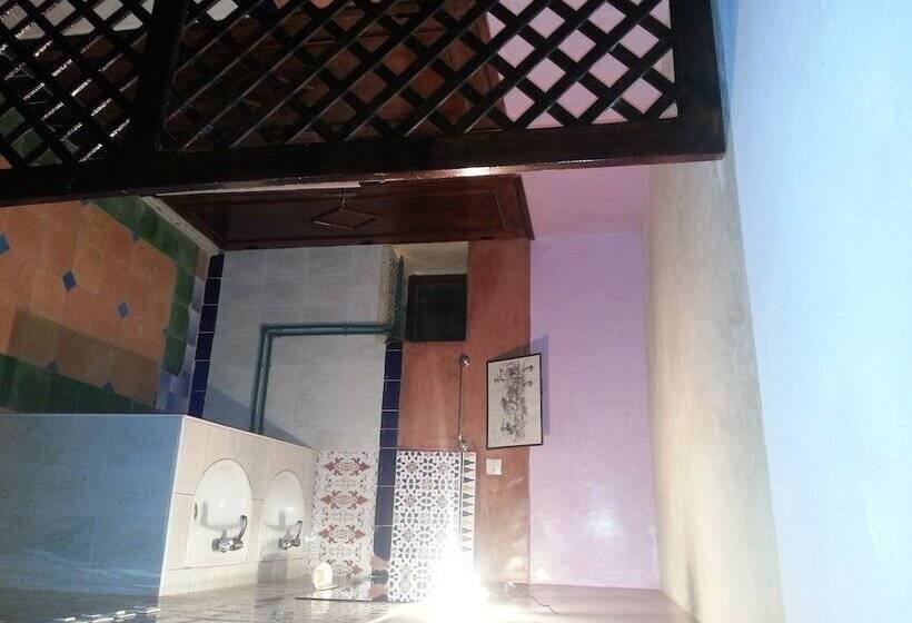 تختخواب و صبحانه Auberge Iminouassif