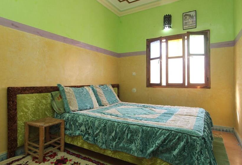 تختخواب و صبحانه Auberge Iminouassif