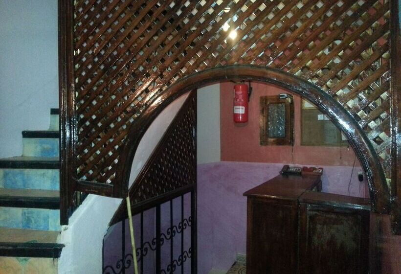 تختخواب و صبحانه Auberge Iminouassif