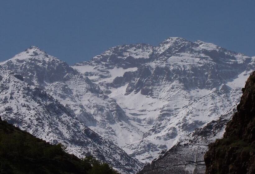 تختخواب و صبحانه Auberge Iminouassif