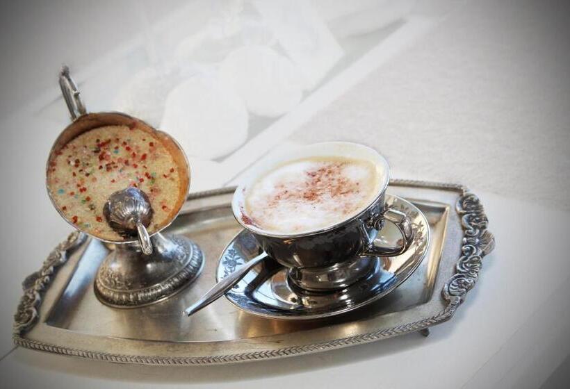 ベッドアンドブレックファースト Victoria Manor