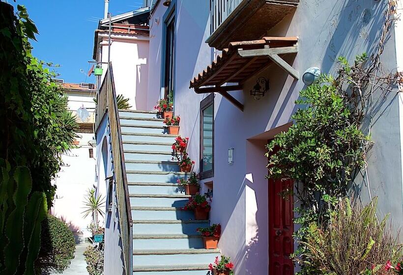 ベッドアンドブレックファースト Il Giardino Segreto