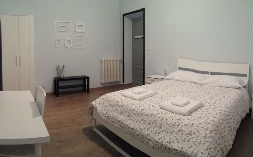 تختخواب و صبحانه La Cornice Guest House