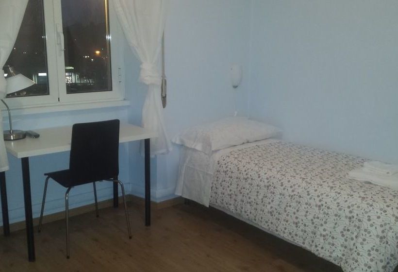 تختخواب و صبحانه La Cornice Guest House