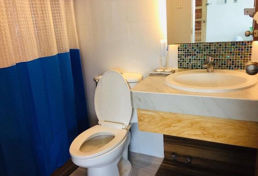 مبيت وإفطار The Carmelence Lodge