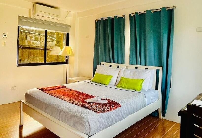 مبيت وإفطار The Carmelence Lodge