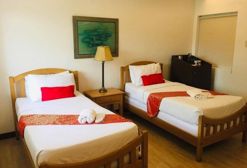 مبيت وإفطار The Carmelence Lodge