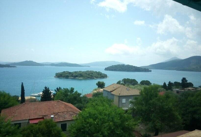 Bella Vista Apartments