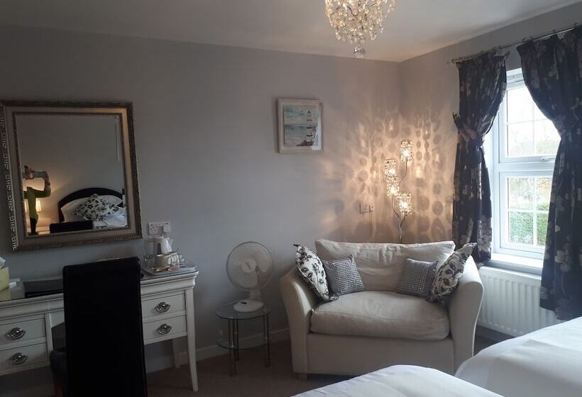 Berry House Bed & Breakfast